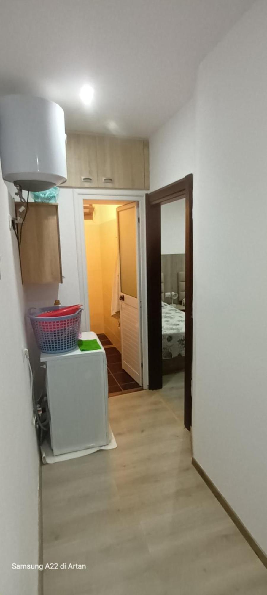 Royal Aparthotel Vlorë Esterno foto